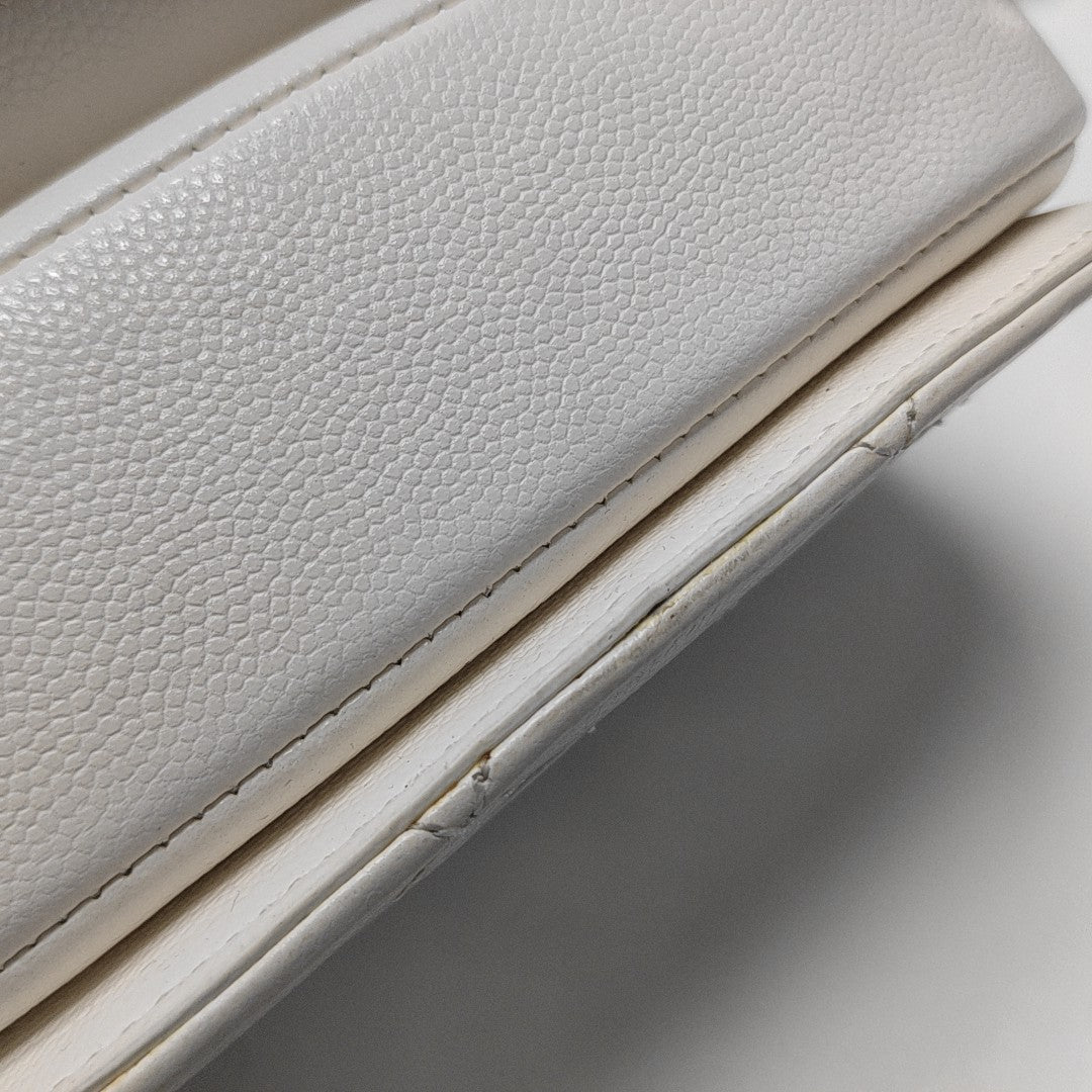 Quilted Calfskin White
