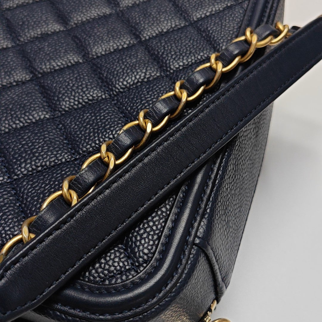 FILIGREE Medium Quilted Grained Calfskin Blue