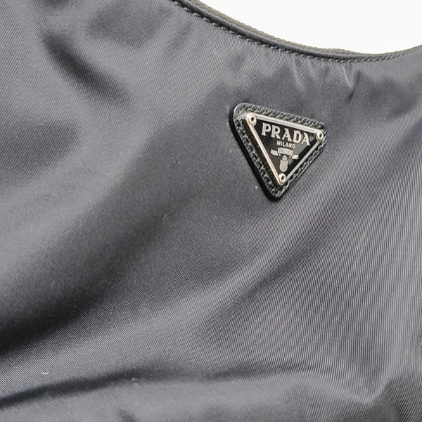Re-Edition2005 Nylon Black
