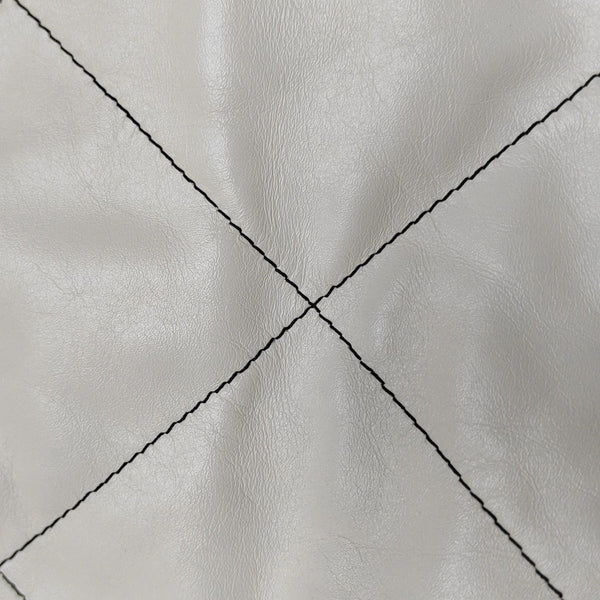 CHANEL 22 Medium Quilted Calfskin White