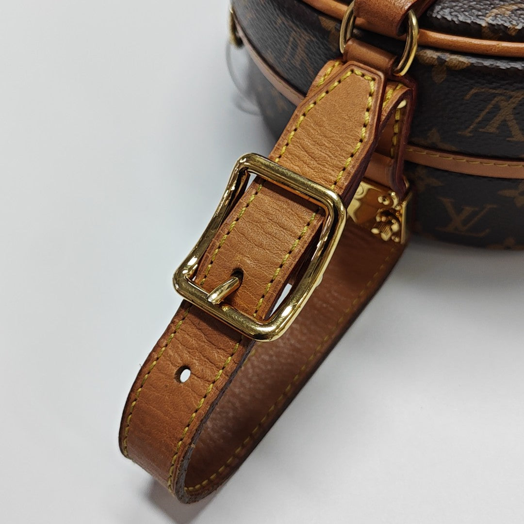 BOITE CHAPEAU PM Monogram Coated Canvas Brown