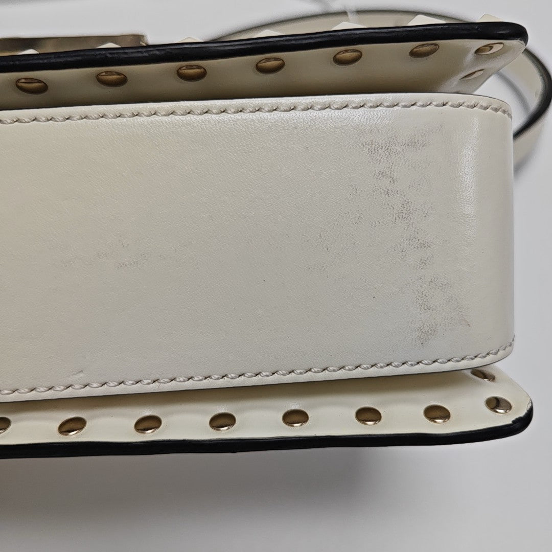 Rockstud Calfskin White