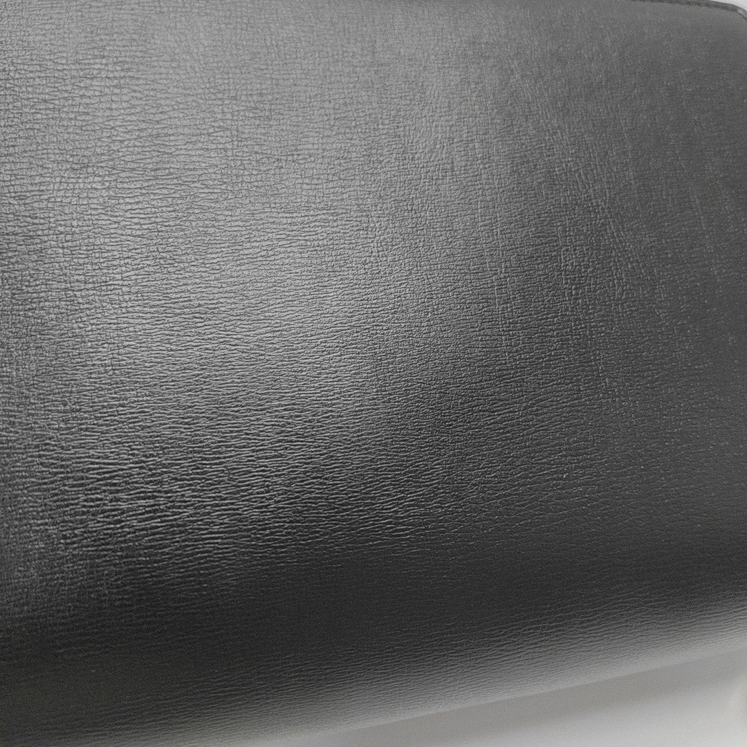 BELLECHASSE Medium Calfskin Black