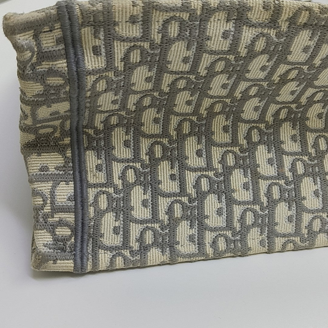 Book Tote Medium Oblique Canvas White