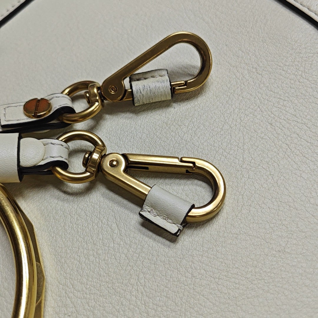 Nile Medium Calfskin White