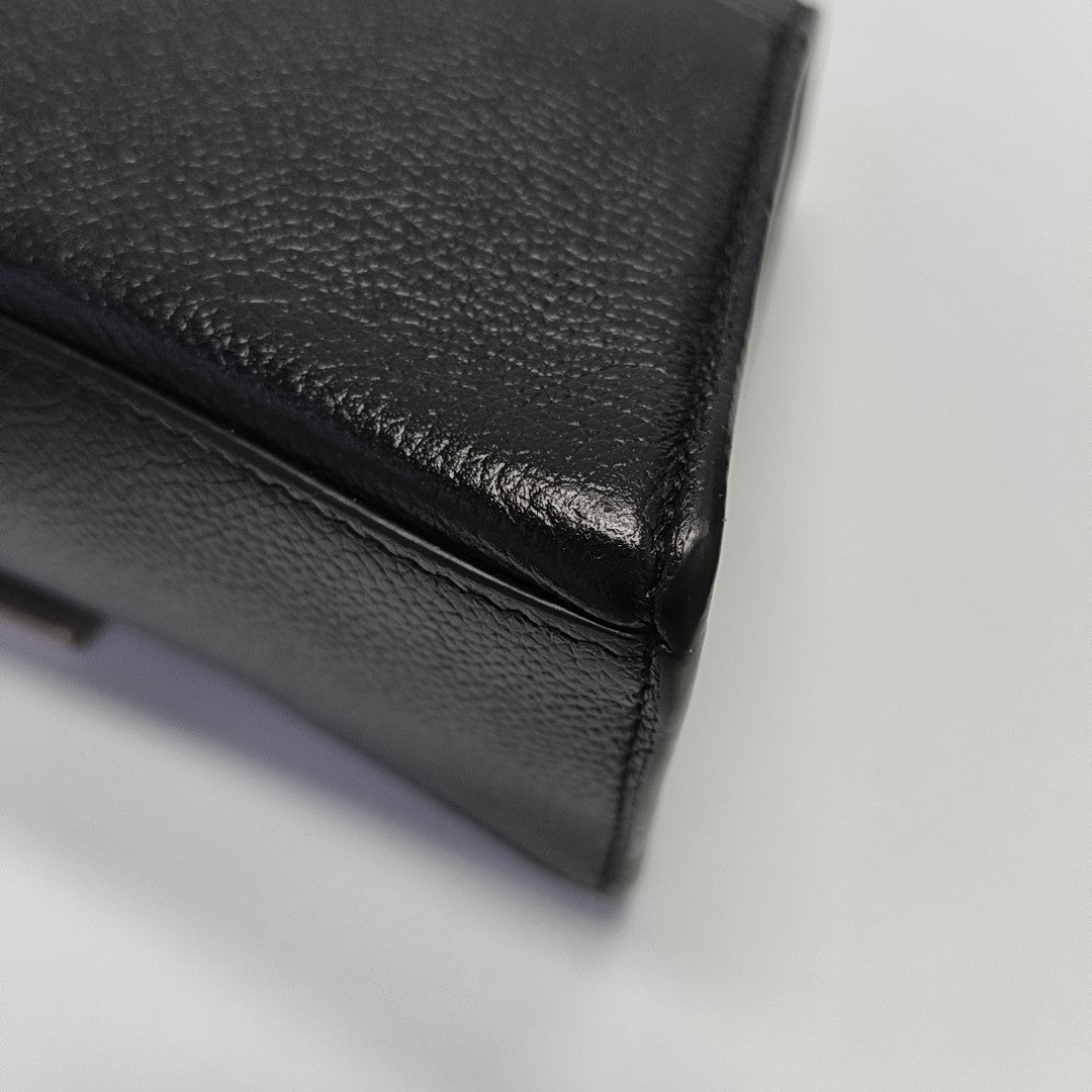 Hourglass XS Calfskin Black