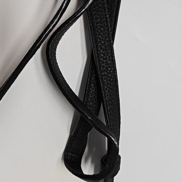Mount Calfskin Black