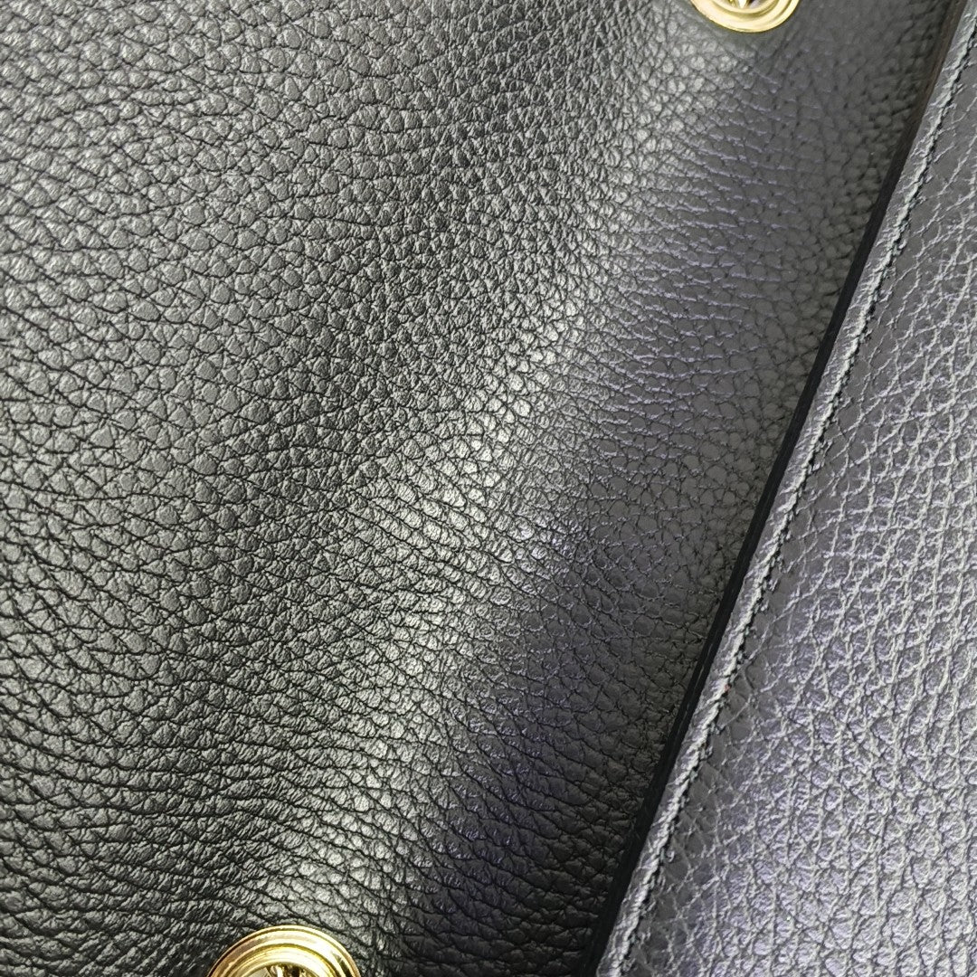 Interlocking G Large Calfskin Black
