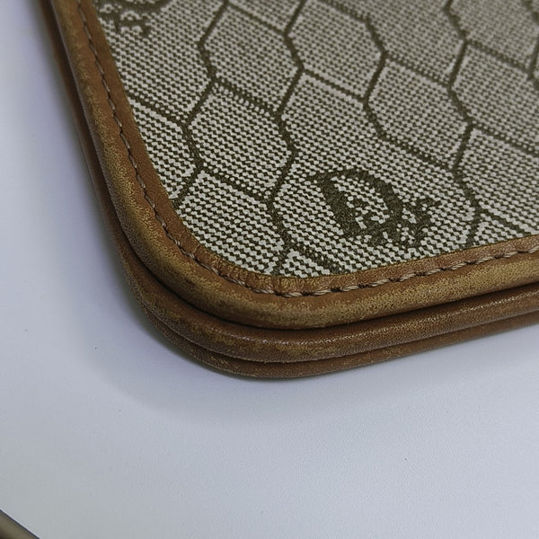 Vintage Honeycomb Coated Canvas Brown