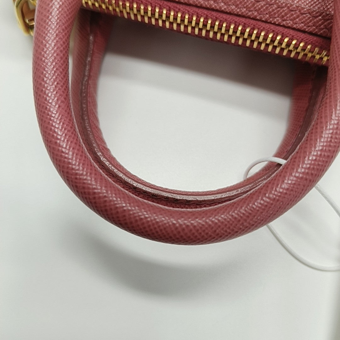 Saffiano Calfskin Shoulder Bag Pink