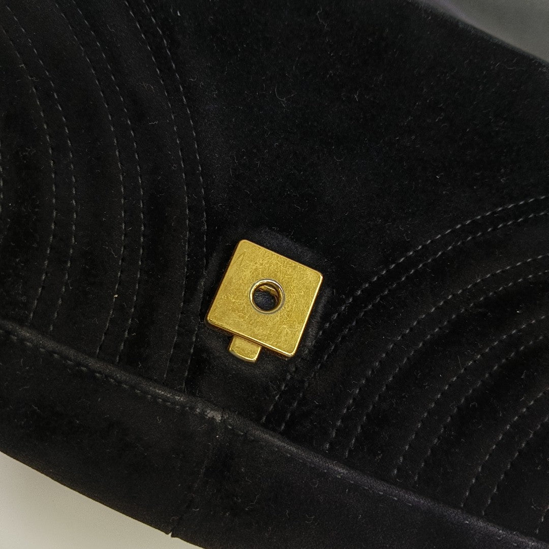 GG Marmont Medium Quilted Velvet Black