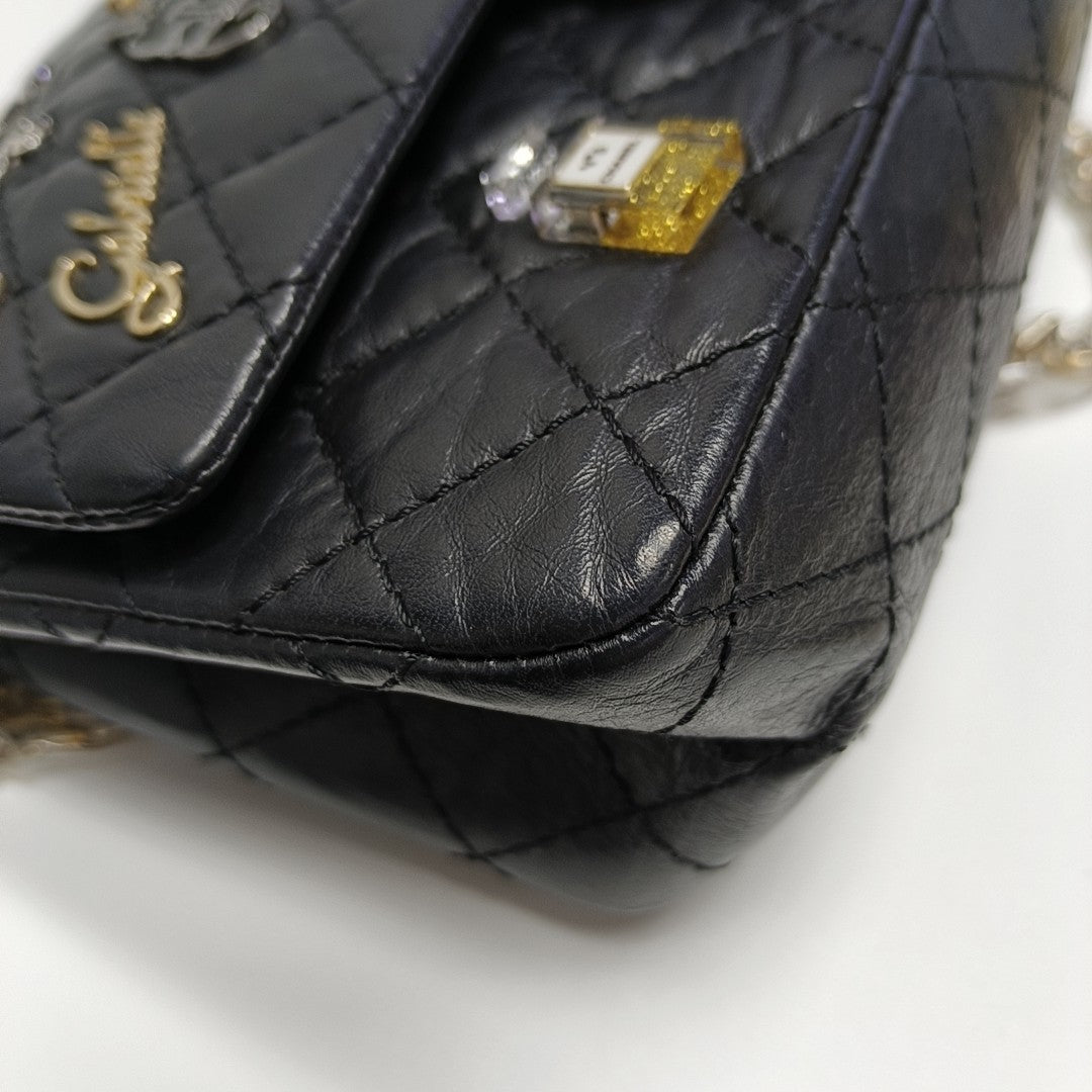 2.55 225 Quilted Calfskin Black