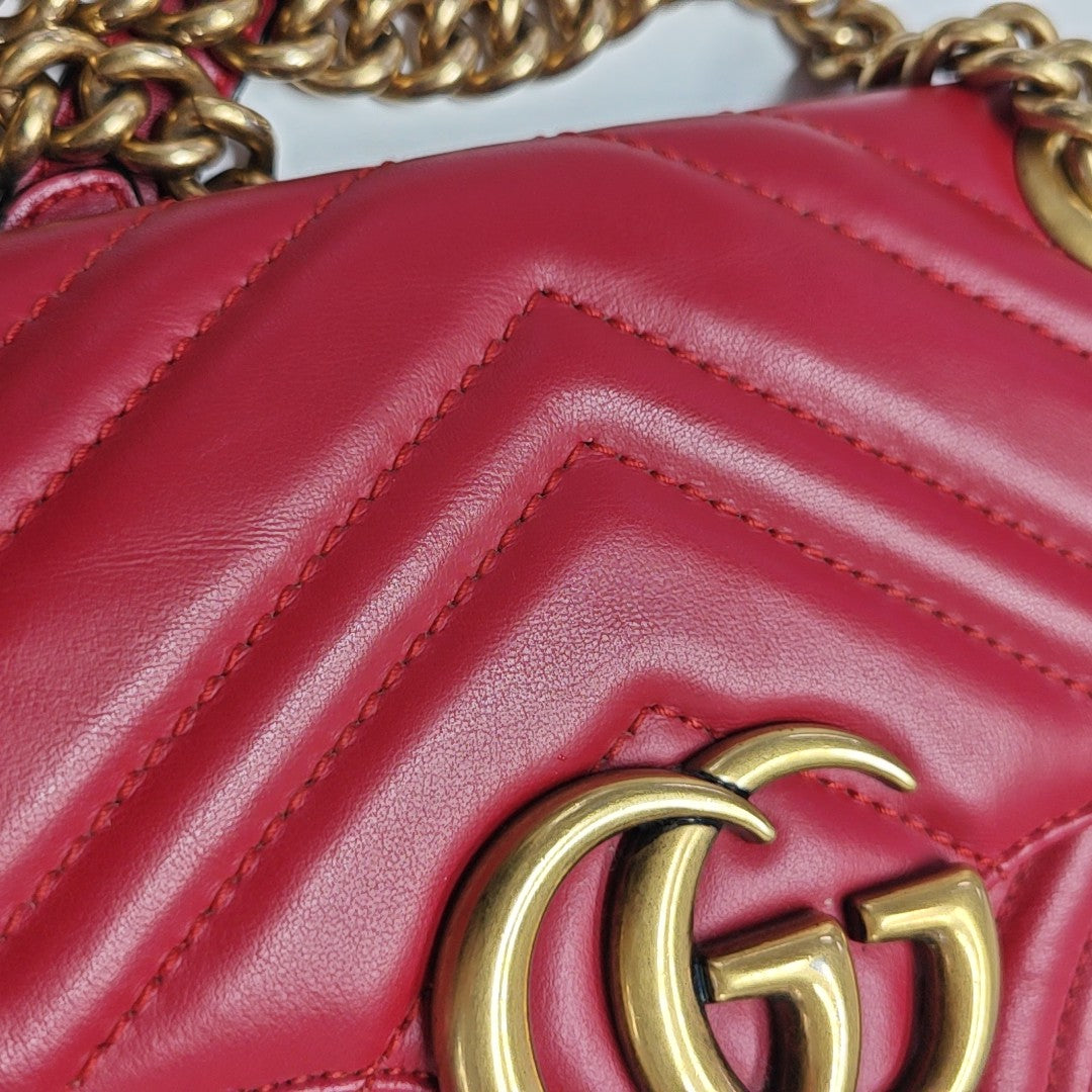 GG Marmont Small Quilted Calfskin Red