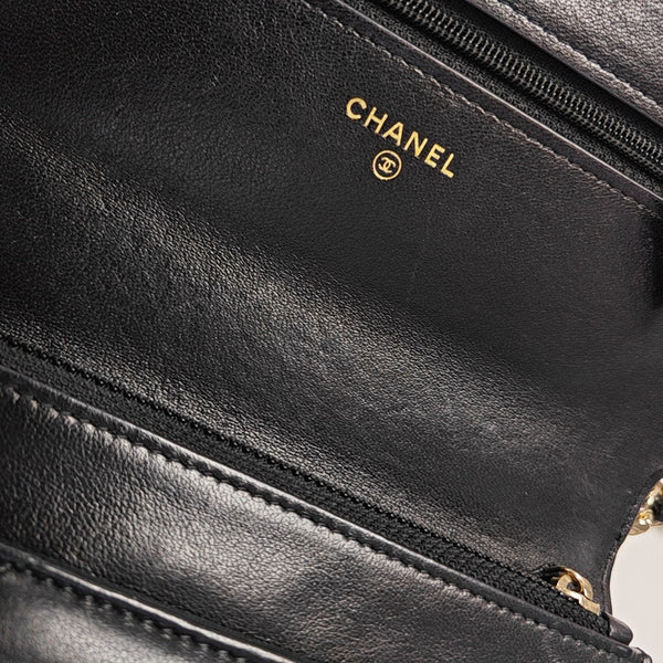 CHANEL 19 Quilted Lambskin Black