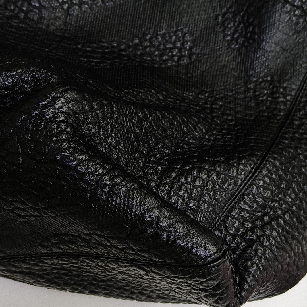 Calfskin Bucket Bag Black