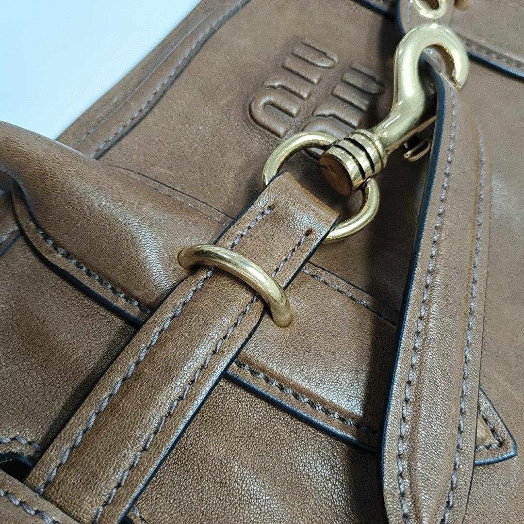 Aventure Calfskin Brown