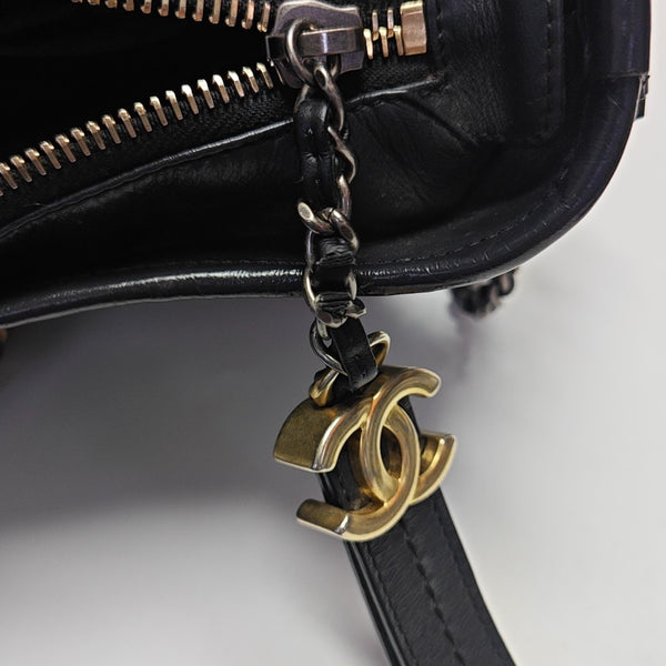 GABRIELLE Small Quilted Calfskin Gray