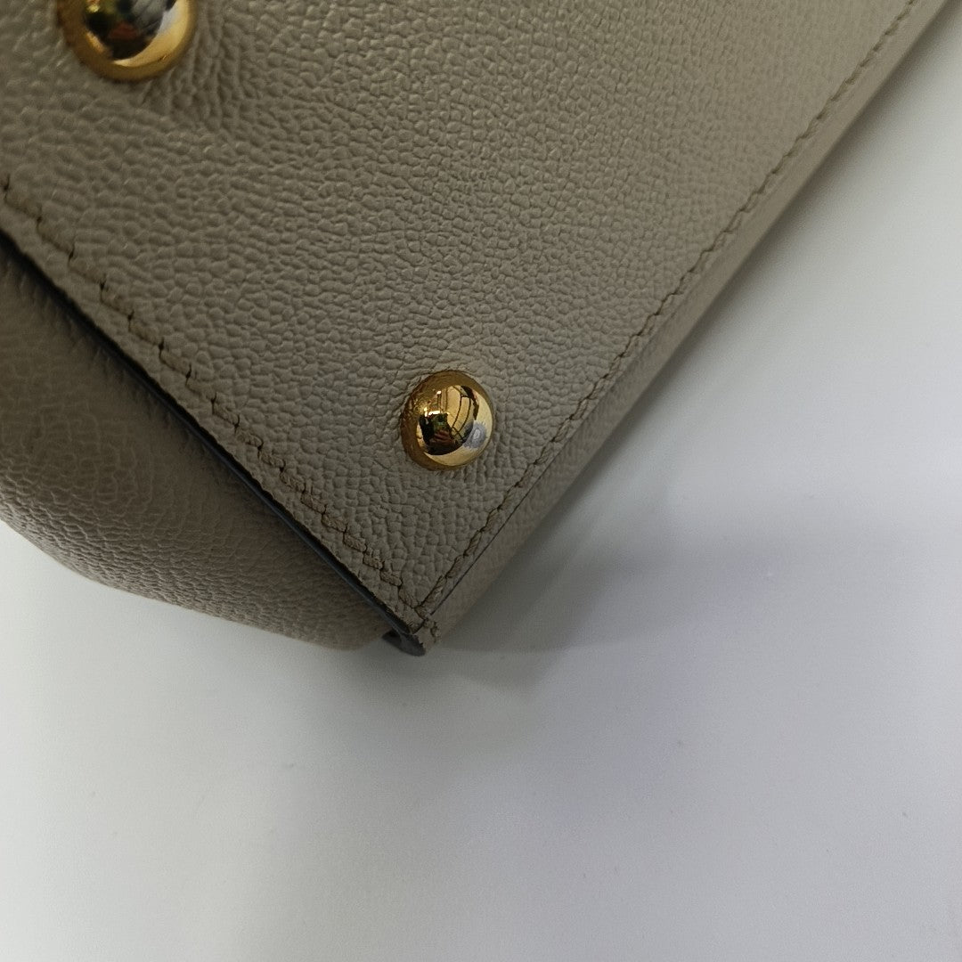 Buckle Calfskin Beige