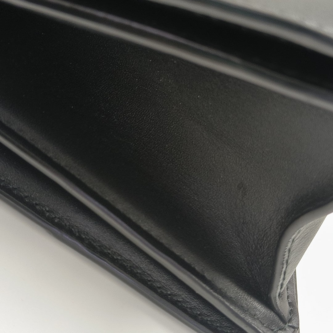 Queen Margaret Small Calfskin Black