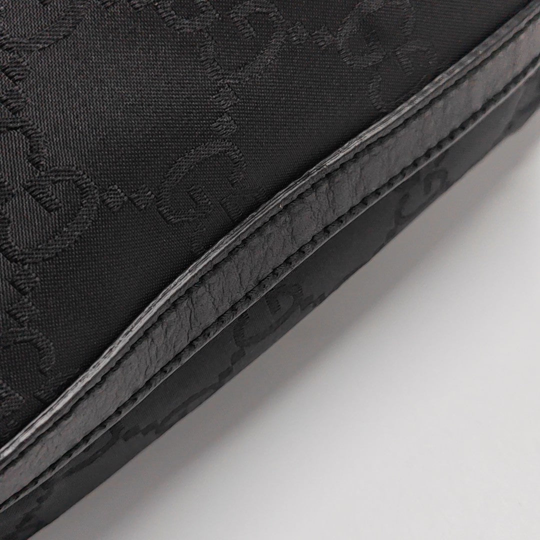 Monogram Canvas Black