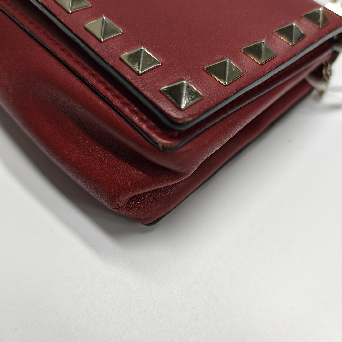 Rockstud Calfskin Red