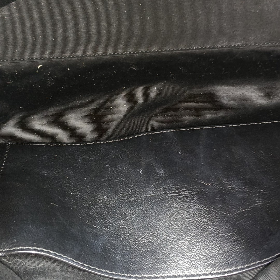 NIKI Medium Chevron Calfskin Black