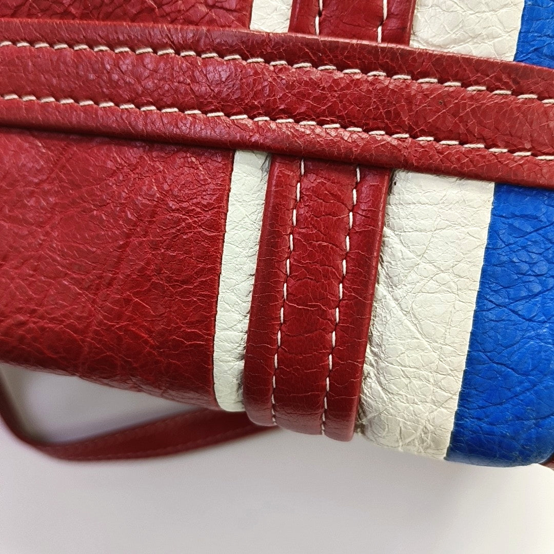 Authenticated pre-owned  Bazar XS Lambskin Red - Tote Bag at Looply