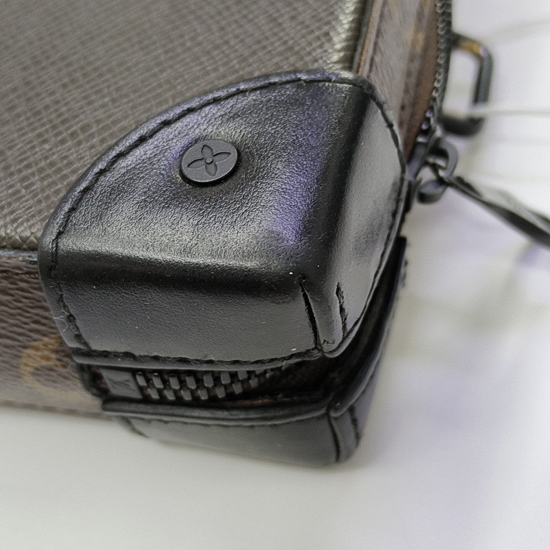 WALLET TRUNK Monogram Calfskin Gray