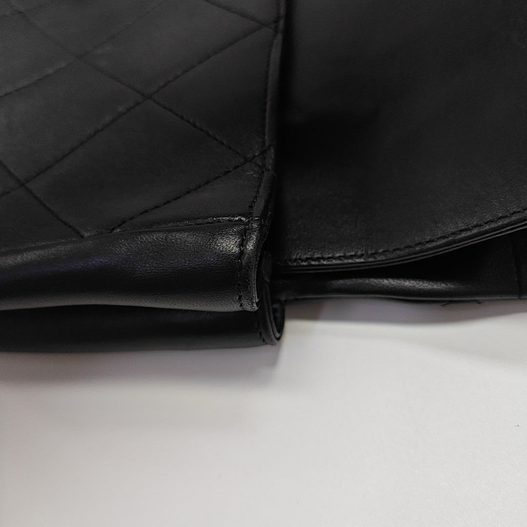 CLASSIC FLAP Jumbo Quilted Lambskin Black