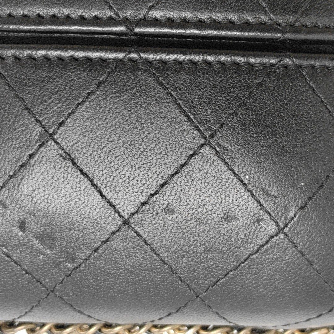 Quilted Lambskin Shoulder Bag Black