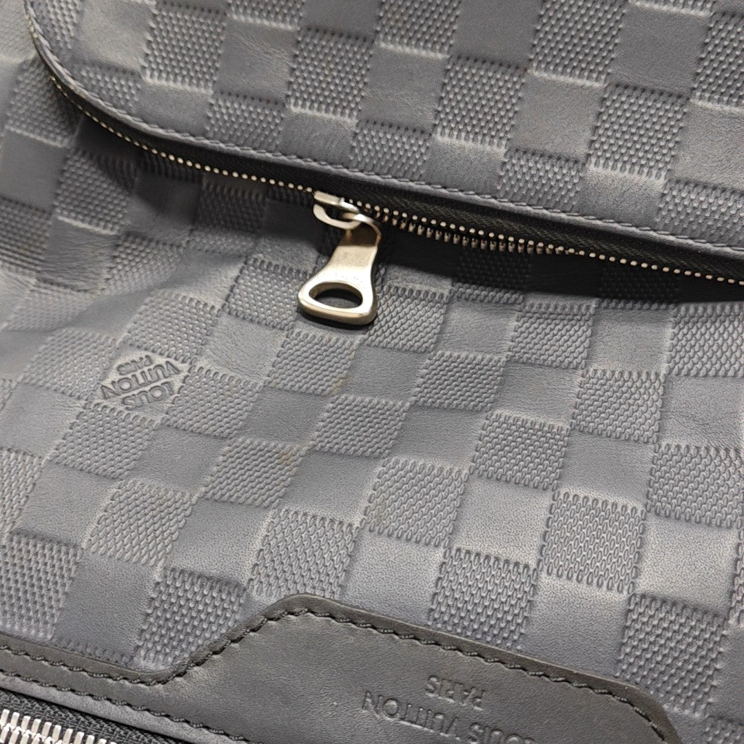 AVENUE Damier Calfskin Blue