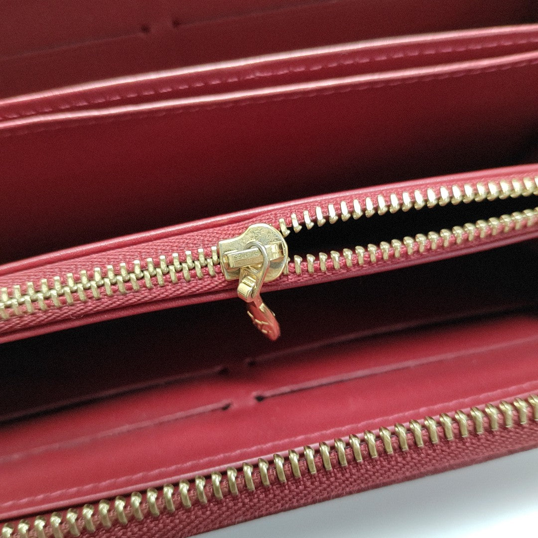 ZIPPY Monogram Patent Calfskin Red Wallet