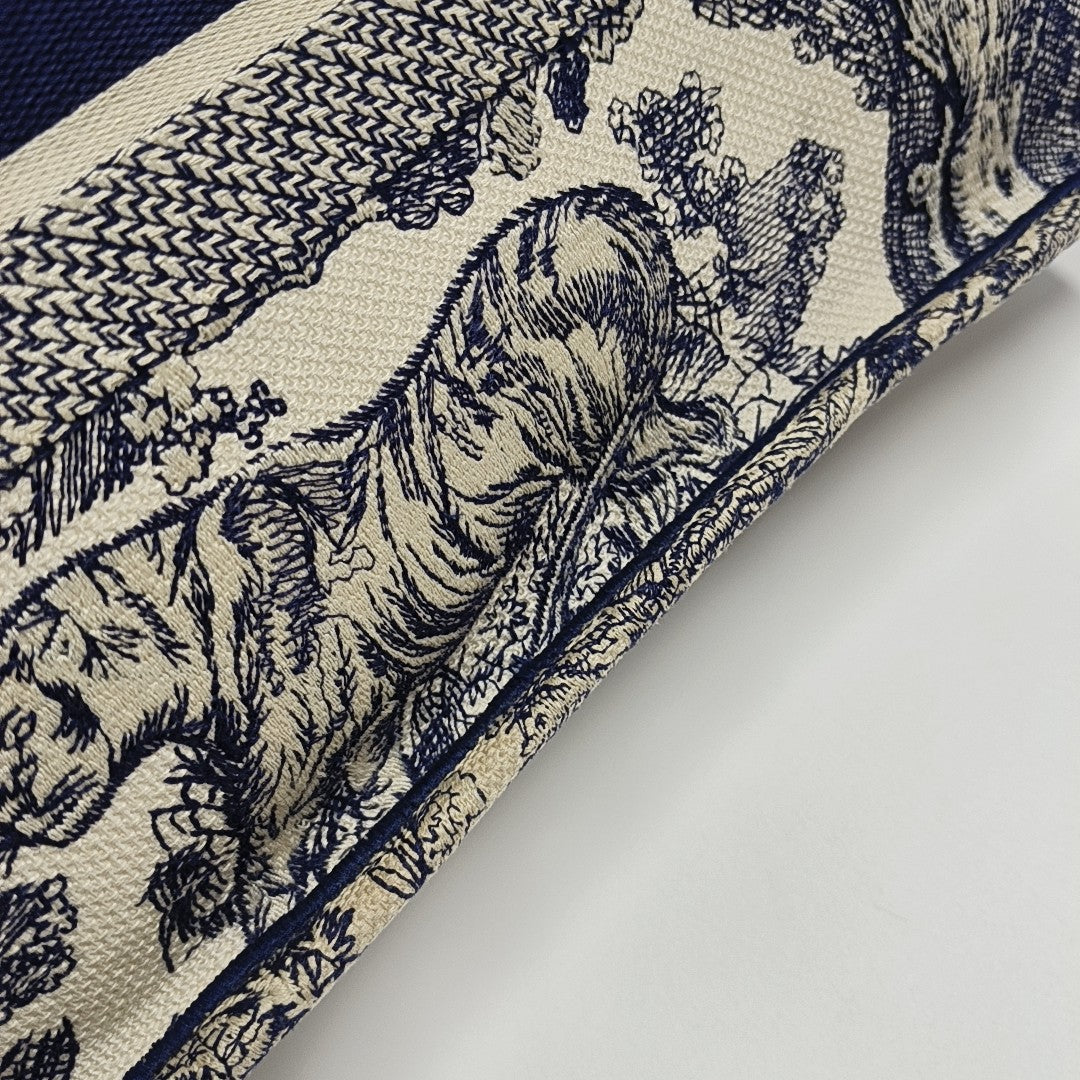 Book Tote Medium Canvas Blue