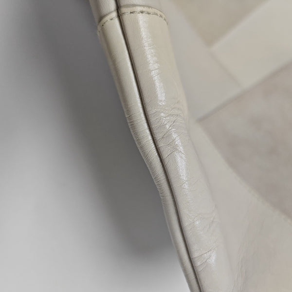 IVY Quilted Suede White