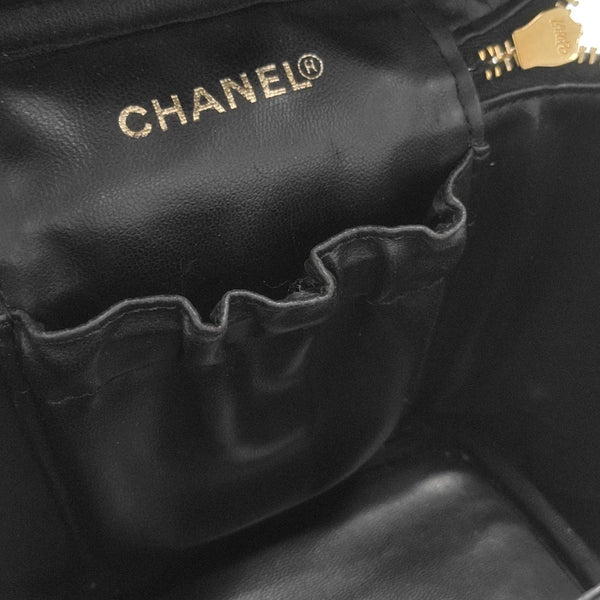 VINTAGE COSMETIC BAGS Grained Calfskin Black