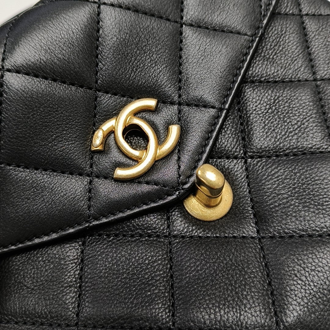 Quilted Calfskin Shoulder Bag Black