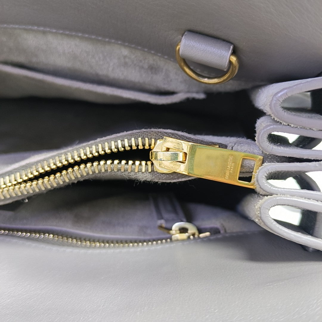 SAC DE JOUR Small Calfskin Gray