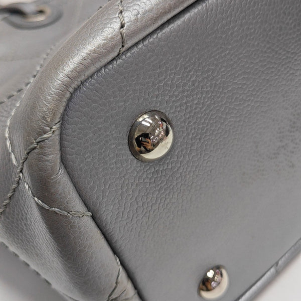 SHOPPING FEVER TOTE Quilted Grained Calfskin Silver