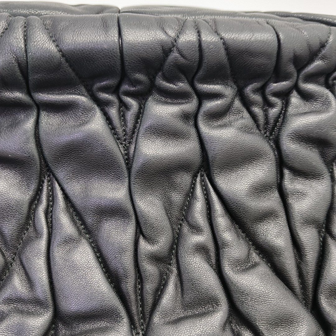 Miu Coffer Quilted Lambskin Black