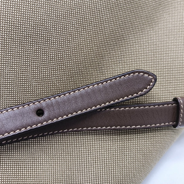 Canvas Brown