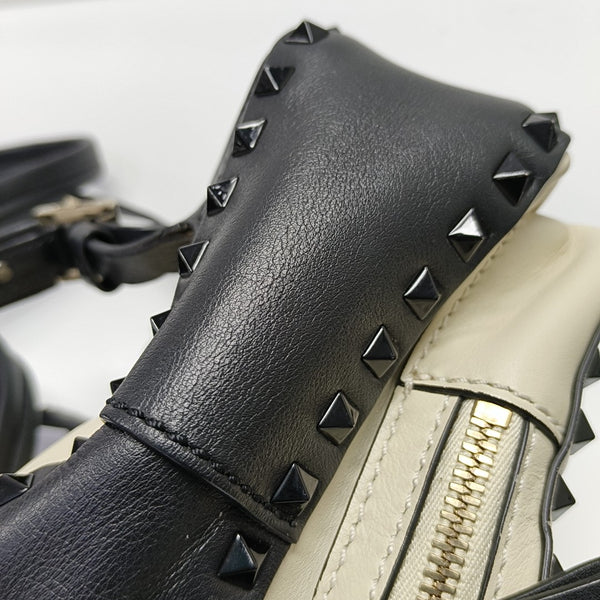 Rockstud Calfskin Beige