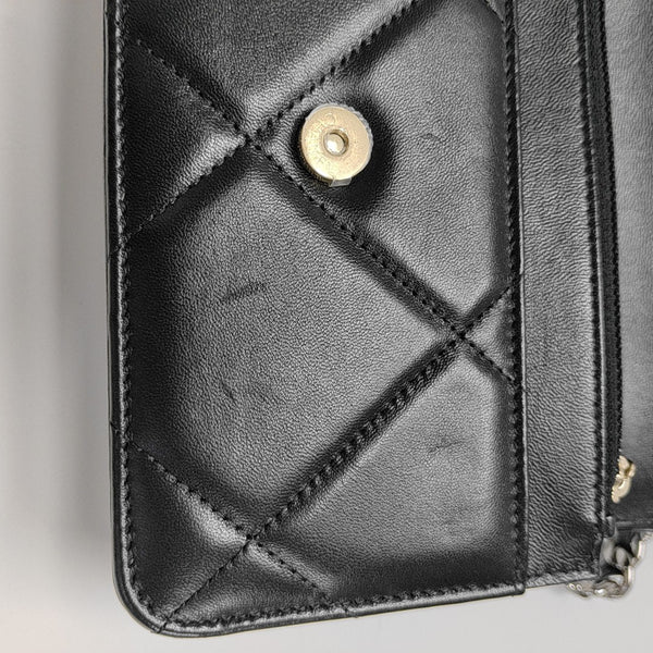 CHANEL 19 WOC Quilted Lambskin Black