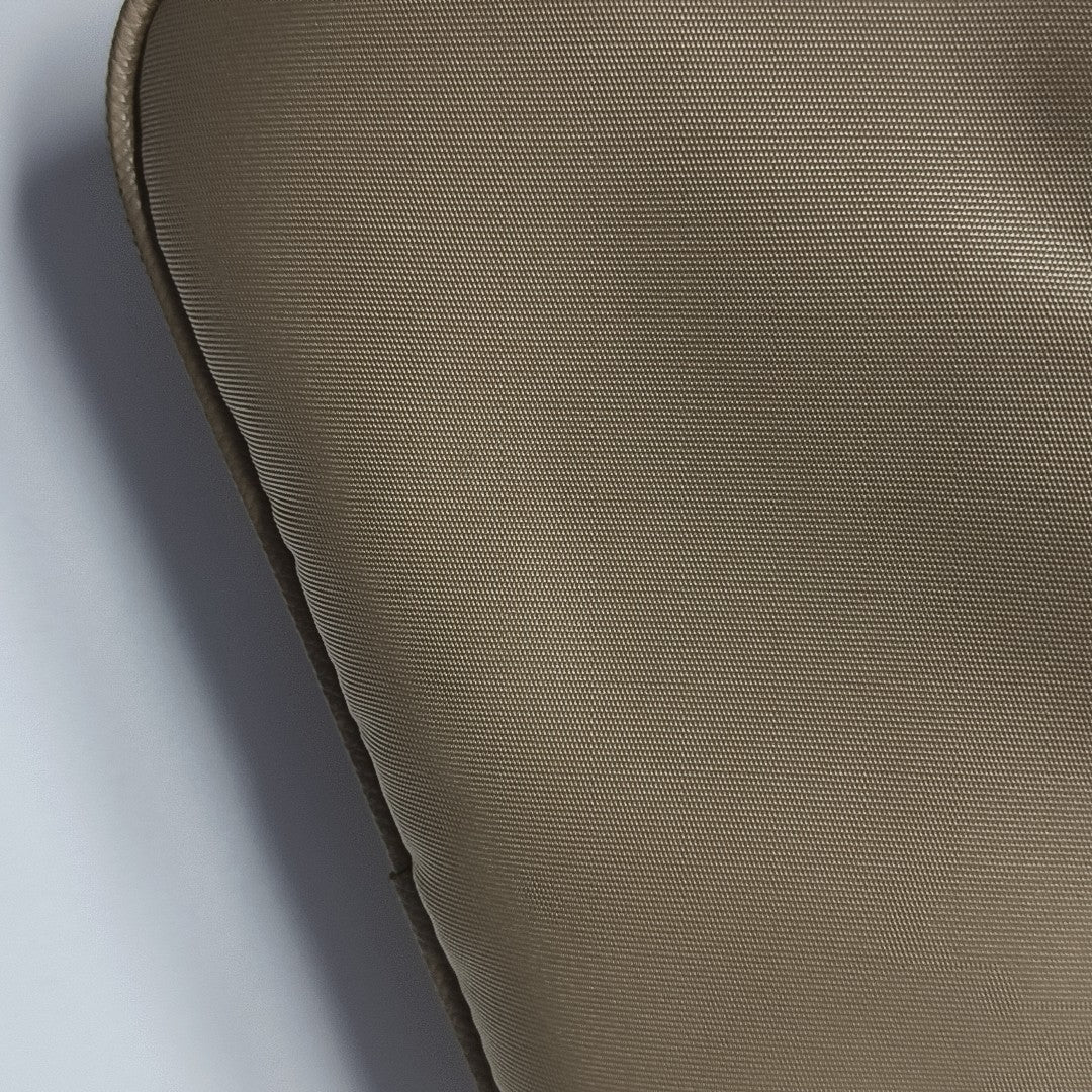 Re-Edition Nylon Beige