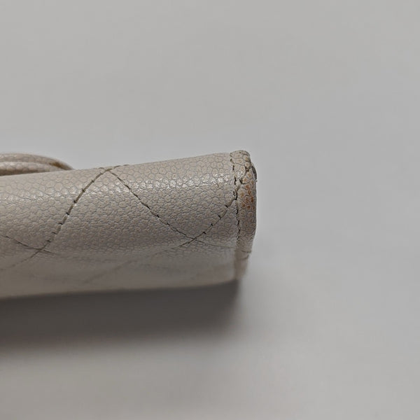 CLASSIC FLAP Quilted Grained Calfskin White Card Holder