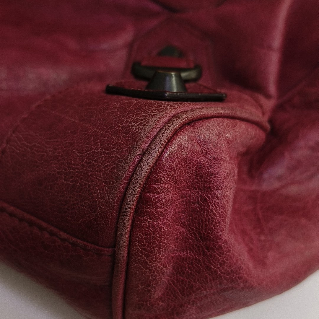 Twiggy Calfskin Red