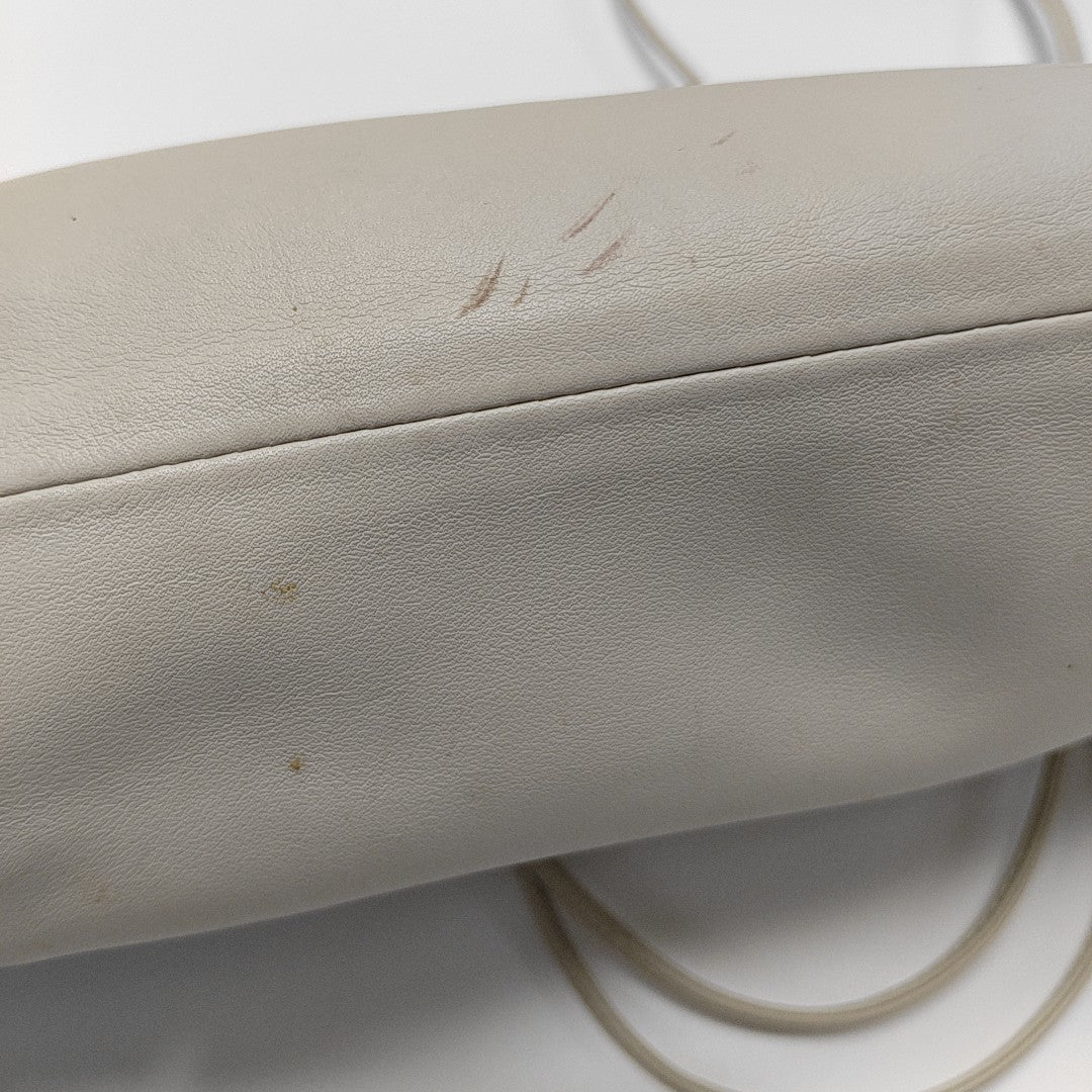 The Pouch Mini Lambskin White