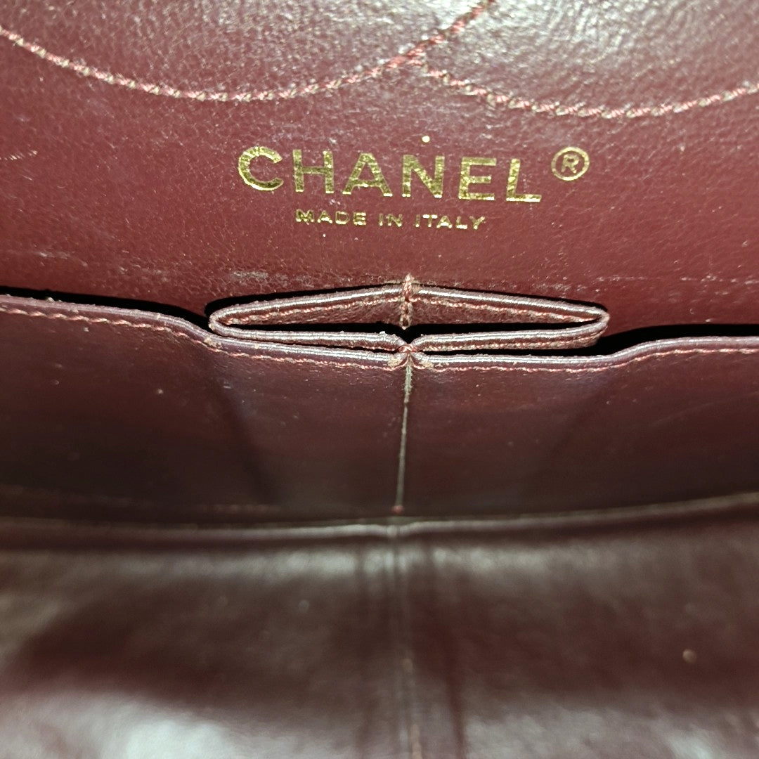 Authenticated pre-owned  2.55 227 (jumbo) Quilted Calfskin Black - Shoulder Bag at Looply