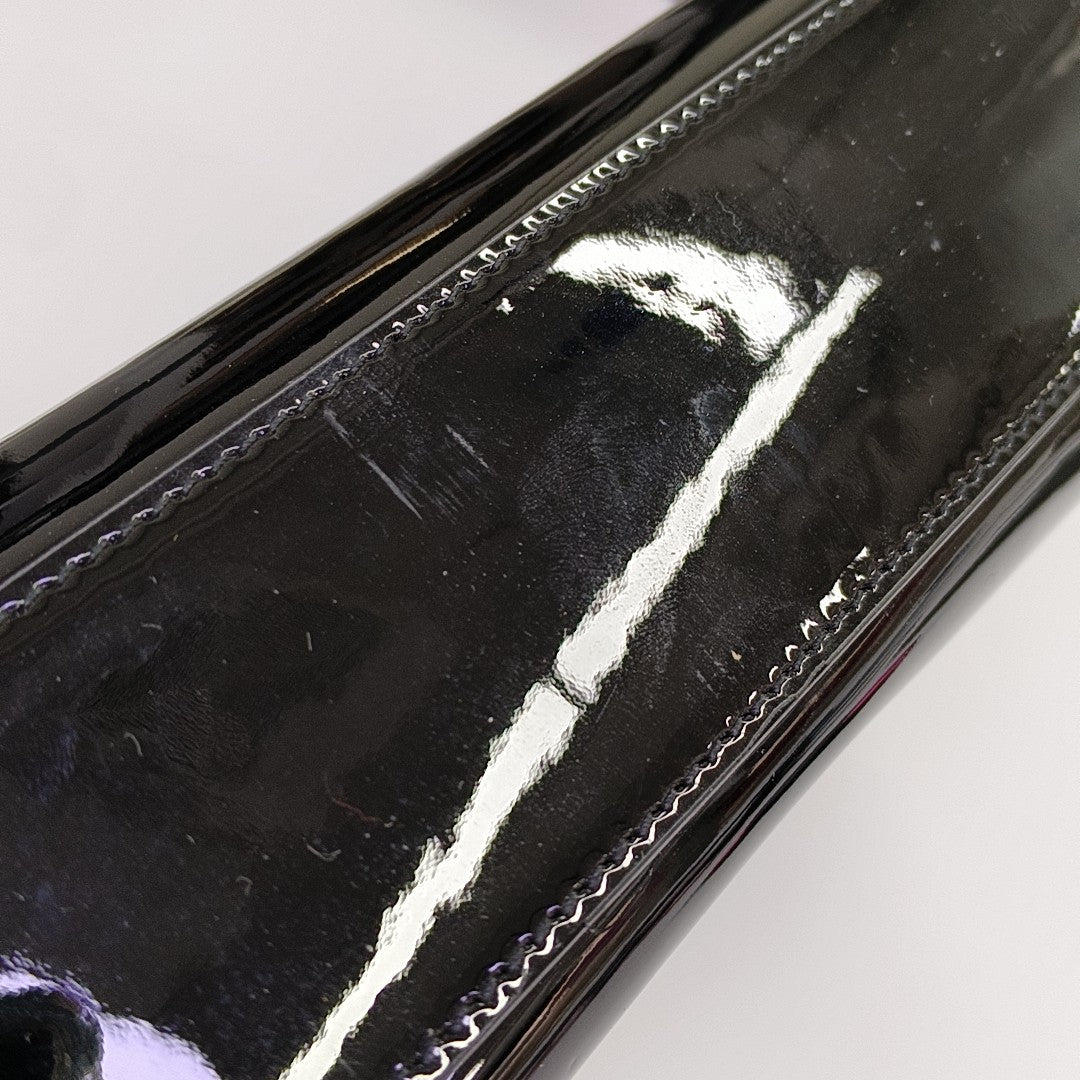 MANHATTAN Medium Patent Leather Black