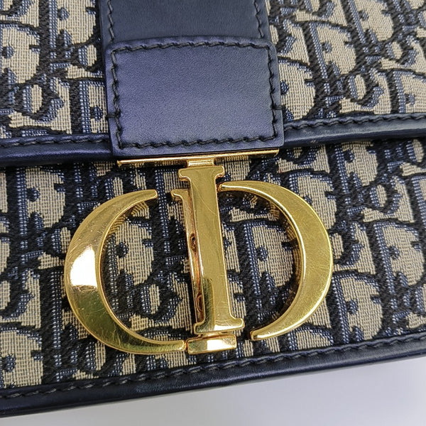 30 Montaigne Oblique Canvas Blue