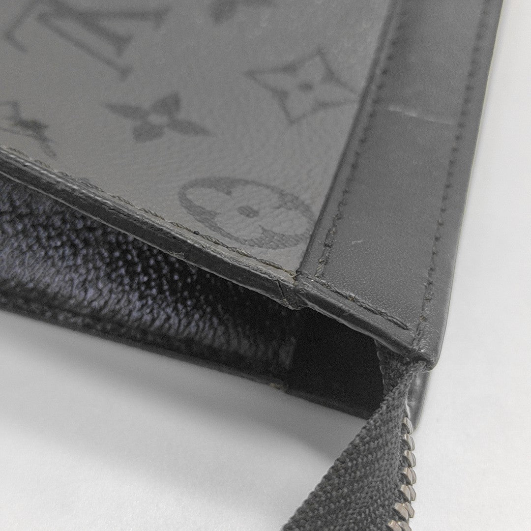 Pochette Voyag MM Monogram Coated Canvas Gray